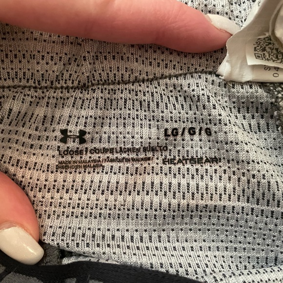 Under Armour Shorts - Picture 3 of 4